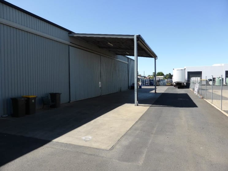 10 Johnson Street Dubbo NSW 2830 - Image 2