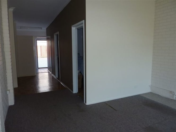 Click to view all images 2/81 Tamar Street Ballina NSW 2478 - Image 3