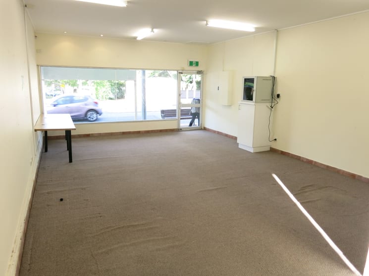 Click to view all images Geebung QLD 4034 - Image 1