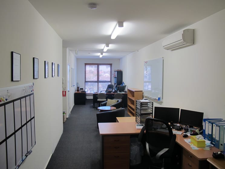 Click to view all images 1/331 North Road Caulfield South VIC 3162 - Image 3