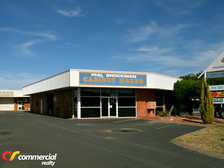 Click to view all images Unit 3 & 4/4 Mummery Crescent East Bunbury WA 6230 - Image 1