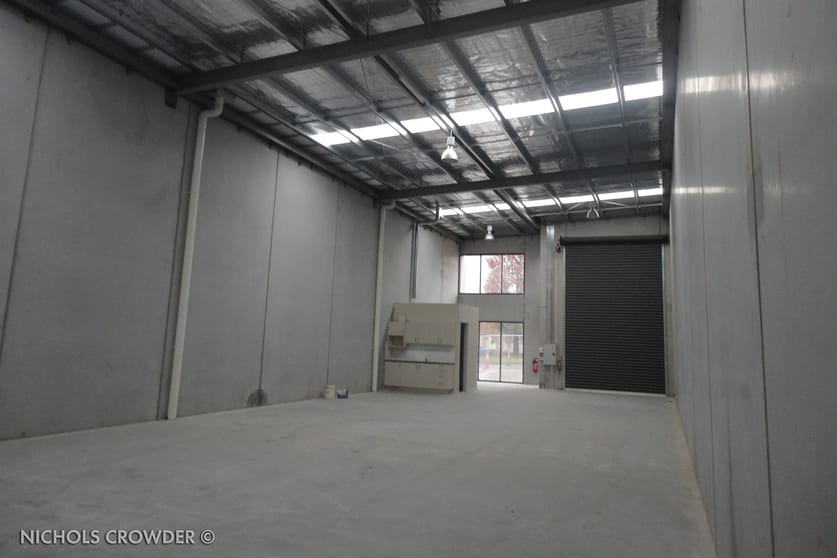 Click to view all images 2/24 Mary Avenue Highett VIC 3190 - Image 2