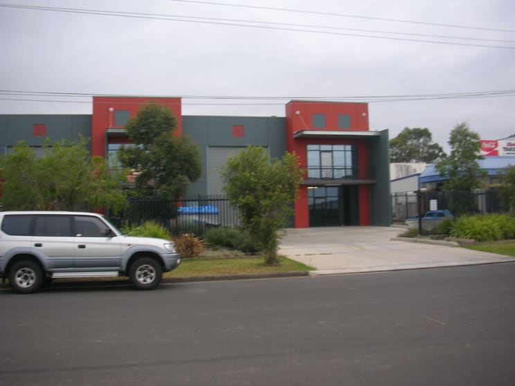 Click to view all images 3/4 Orielton Road Smeaton Grange NSW 2567 - Image 3