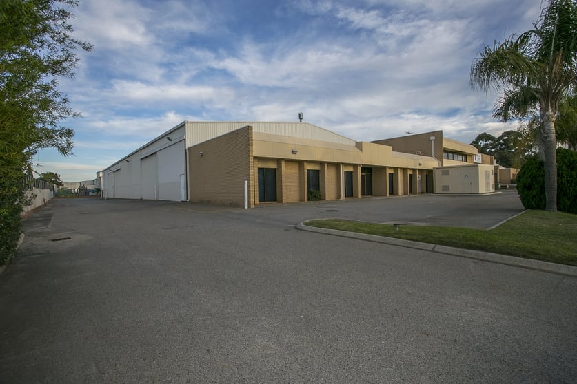 Click to view all images 10 Bell Street Canning Vale WA 6155 - Image 3
