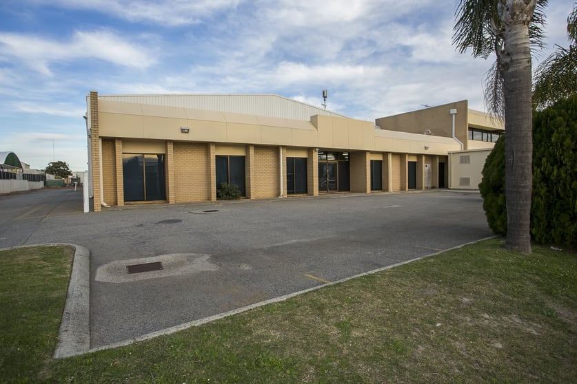Click to view all images 10 Bell Street Canning Vale WA 6155 - Image 2