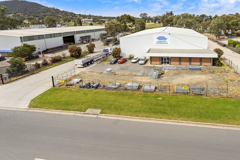 Click to view all images 20 Catherine Crescent Lavington NSW 2641 - Image 1