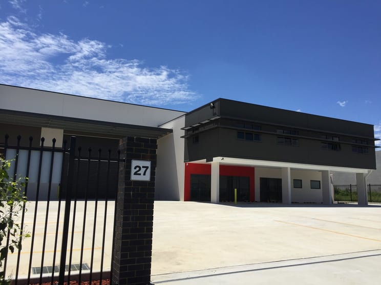 Click to view all images 27 Waler Circuit Smeaton Grange NSW 2567 - Image 1