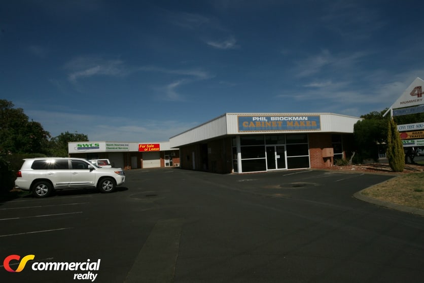 Click to view all images Unit 3 & 4/4 Mummery Crescent East Bunbury WA 6230 - Image 2