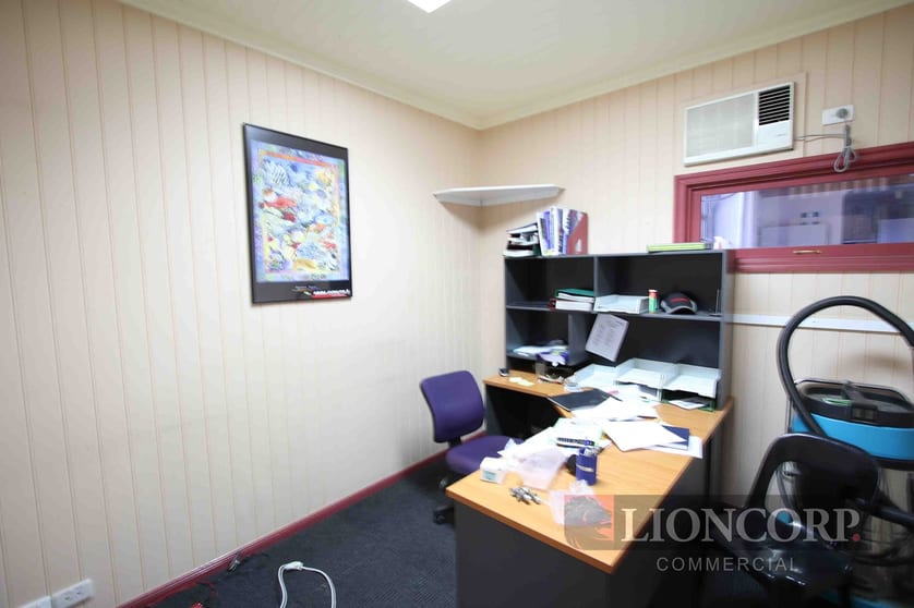 Underwood QLD 4119 - Image 2
