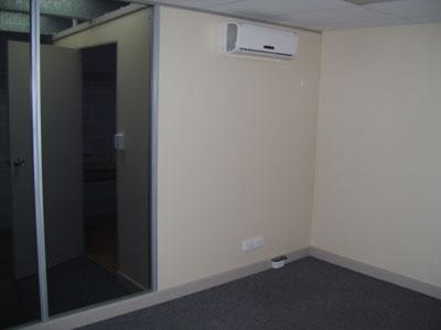 6/6-8 EASTSPUR COURT Bayswater VIC 3153 - Image 2