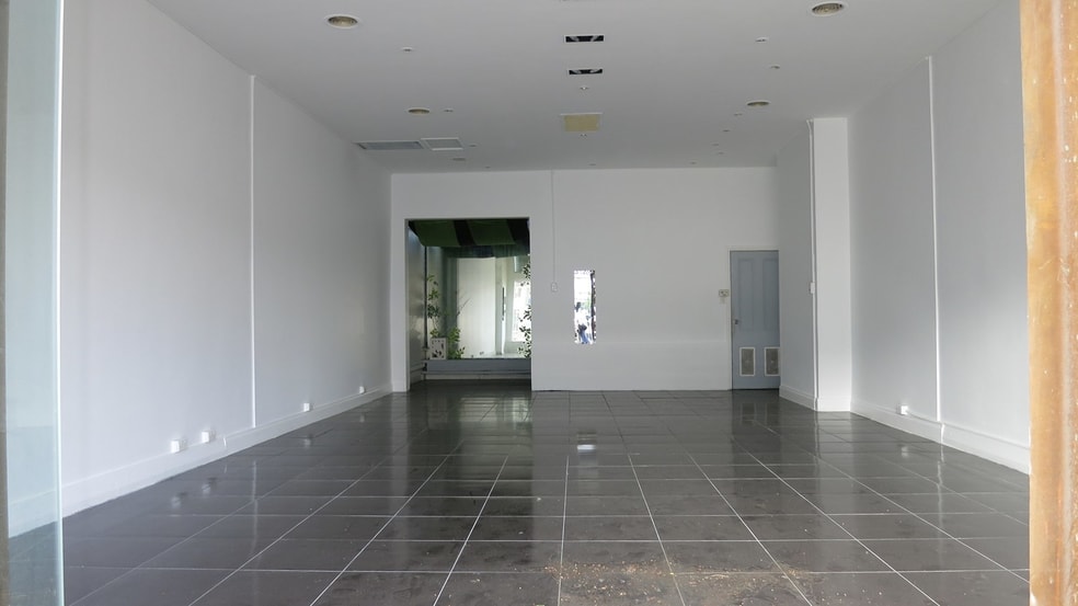Click to view all images 374 Bridge Road Richmond VIC 3121 - Image 3