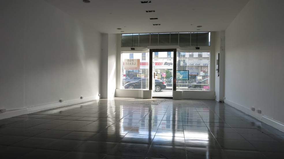 Click to view all images 374 Bridge Road Richmond VIC 3121 - Image 2