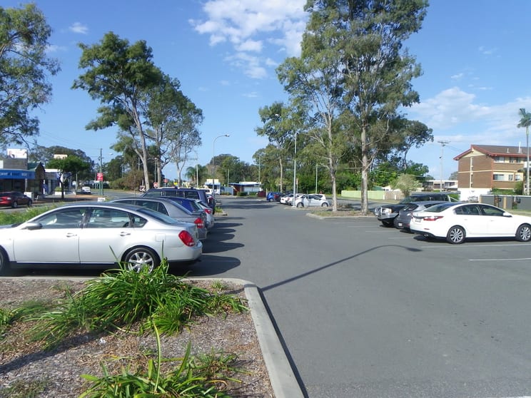 Click to view all images 37-39 Benabrow Avenue Bellara QLD 4507 - Image 3