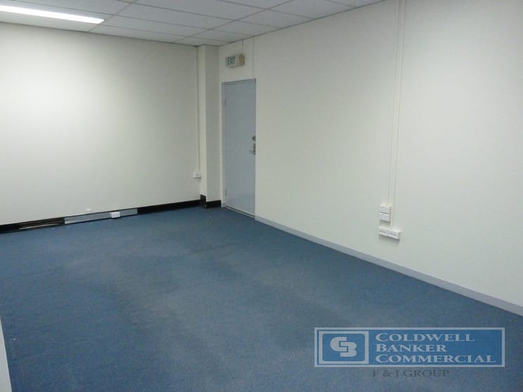 Upper Mount Gravatt QLD 4122 - Image 3