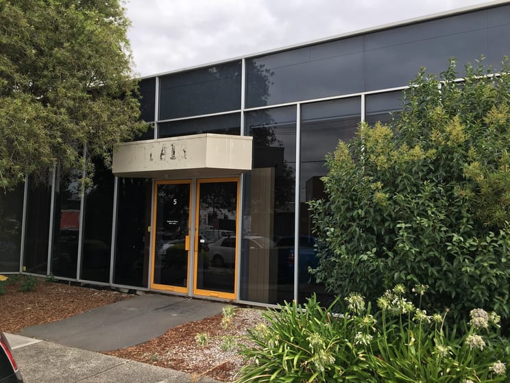 5/22 Garden Drive Tullamarine VIC 3043 - Image 1
