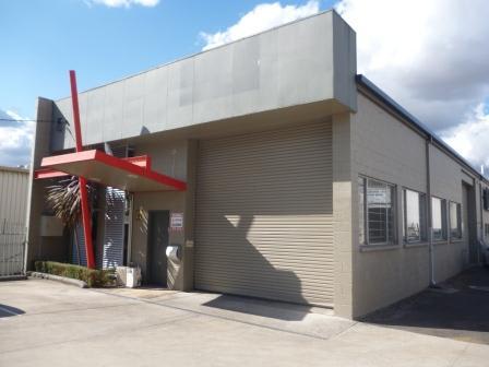 Click to view all images 27 Station Avenue Darra QLD 4076 - Image 1
