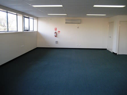 2/125 Mckinnon Road Mckinnon VIC 3204 - Image 3