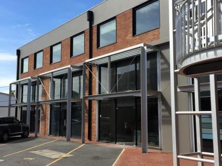 71 Leichhardt Street Kingston ACT 2604 - Image 2
