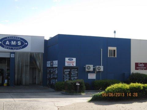 Click to view all images 2/19 Viewtech Place Rowville VIC 3178 - Image 2