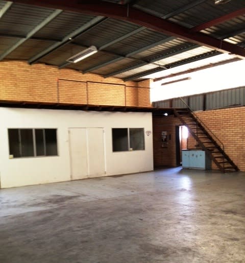 6/5 Dampier Road Welshpool WA 6106 - Image 3