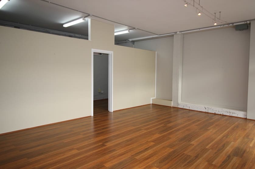 Click to view all images 4 Keys Street Frankston VIC 3199 - Image 3