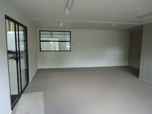 Click to view all images 2/10 Hi-Tech Place Rowville VIC 3178 - Image 3