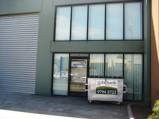 2/14 Peninsula Boulevard Seaford VIC 3198 - Image 2