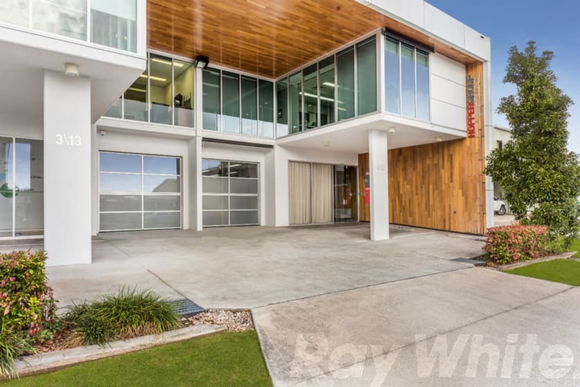 Click to view all images 4/13 Manilla Street East Brisbane QLD 4169 - Image 1