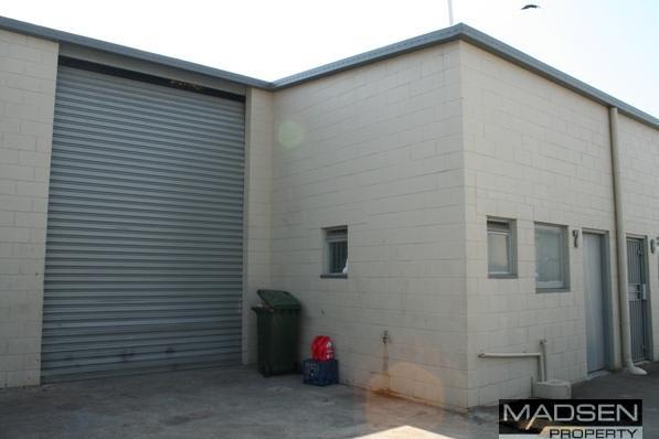 Click to view all images 7/49 Meadow Avenue Coopers Plains QLD 4108 - Image 1