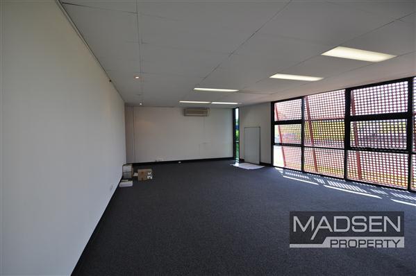 Click to view all images 1/1645 Ipswich Road Rocklea QLD 4106 - Image 2