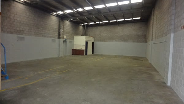 1/10 London Drive Bayswater VIC 3153 - Image 2