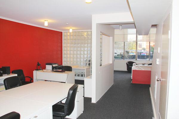 Click to view all images Unit 2/1-3 Ridge Street North Sydney NSW 2060 - Image 2