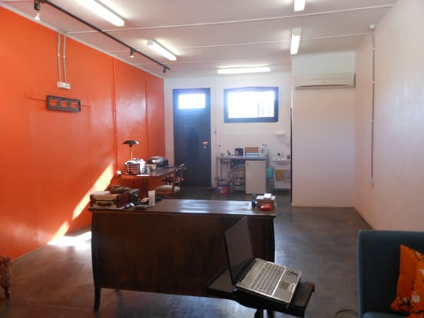 Click to view all images 418 Neerim Road Murrumbeena VIC 3163 - Image 3