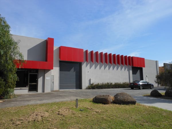 Click to view all images 25-27 DeHavilland Road Mordialloc VIC 3195 - Image 2