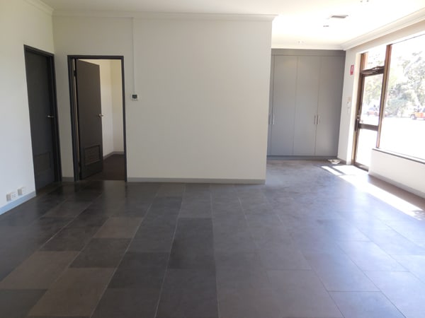 Click to view all images 25-27 DeHavilland Road Mordialloc VIC 3195 - Image 3
