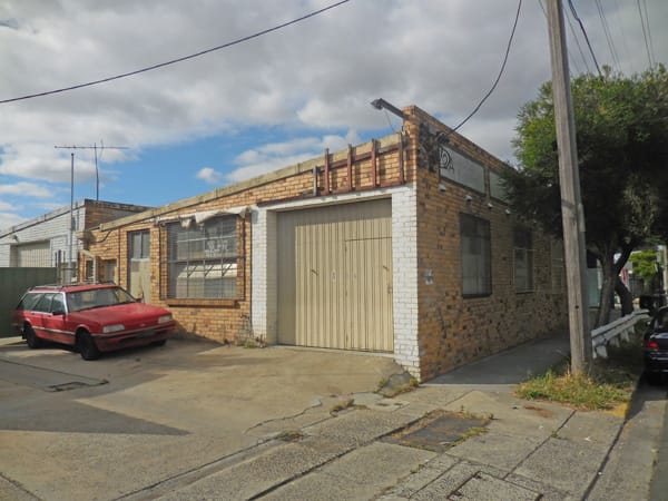 Click to view all images 1/2A Coora Road Oakleigh South VIC 3167 - Image 1