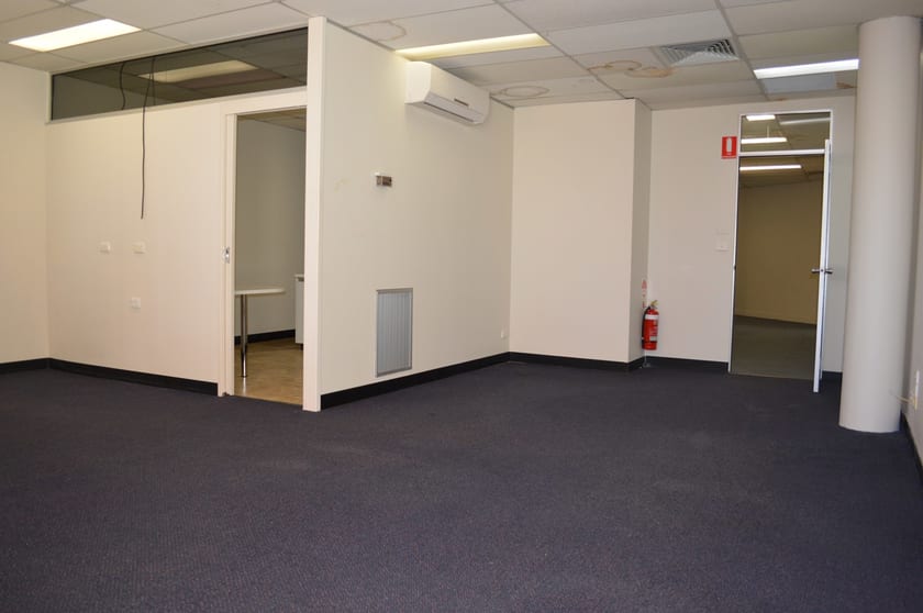 Click to view all images 4/299 Forest Road Hurstville NSW 2220 - Image 2