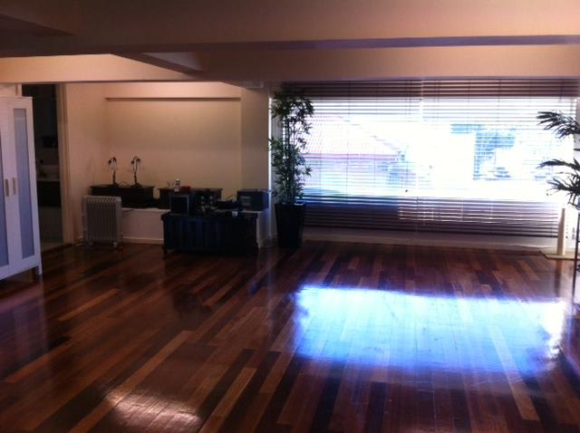 Rear 568  Chapel Street South Yarra VIC 3141 - Image 3