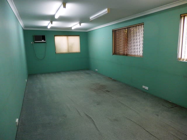 Click to view all images 36 Hargreaves Street Belmont WA 6104 - Image 3