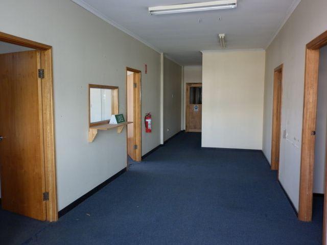 Click to view all images 5 Park Drive Dandenong VIC 3175 - Image 2