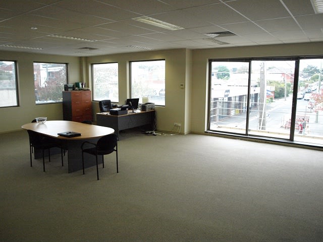 Suite 2/309 Hampton Street Hampton VIC 3188 - Image 2