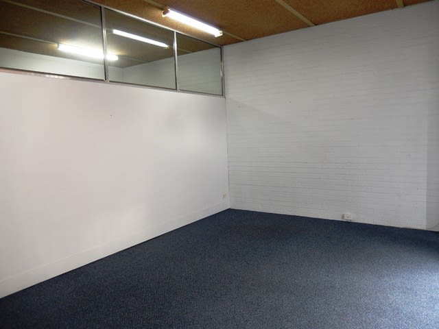 Unit 1// 21 Kewdale Road Kewdale WA 6105 - Image 3