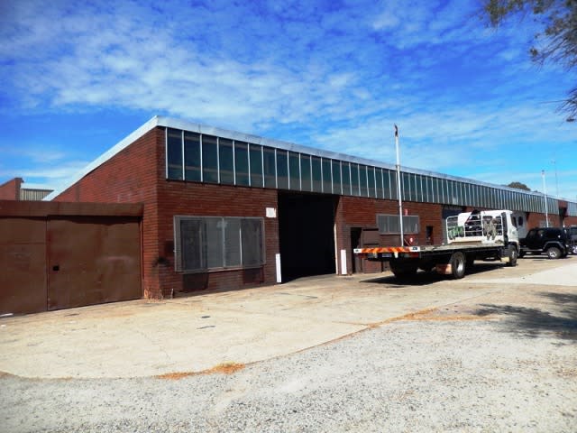 Unit 1 // 103 President Street Welshpool WA 6106 - Image 1