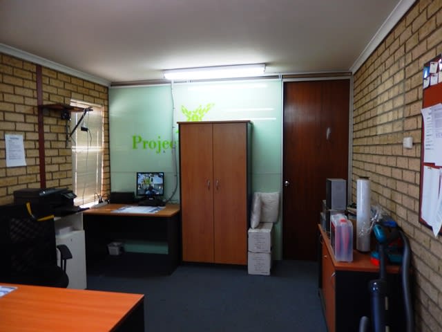 21 Tennant Street Welshpool WA 6106 - Image 3