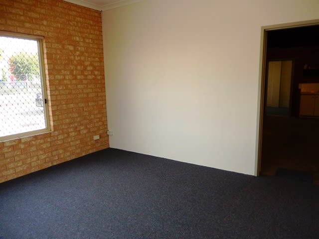 14 Somersby Road Welshpool WA 6106 - Image 3