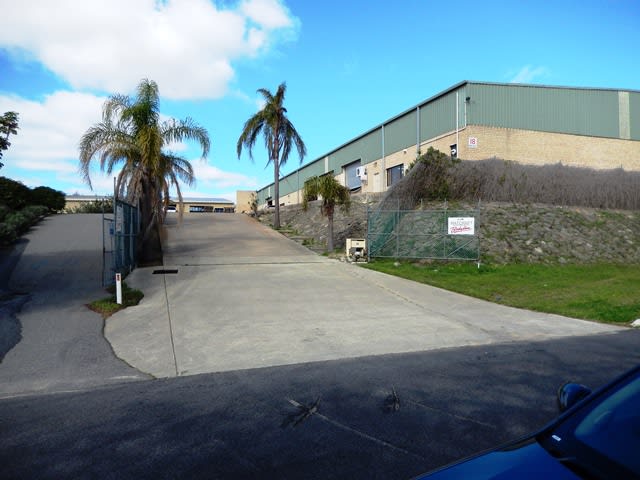 Click to view all images 18 Cohn Street Carlisle WA 6101 - Image 2