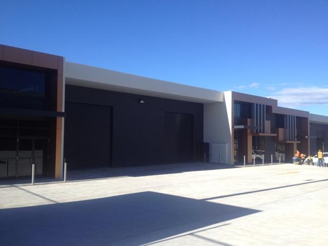 Click to view all images 2/11-21 Beaconsfield Street Fyshwick ACT 2609 - Image 2