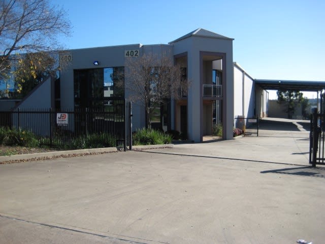 Click to view all images Wetherill Park NSW 2164 - Image 1