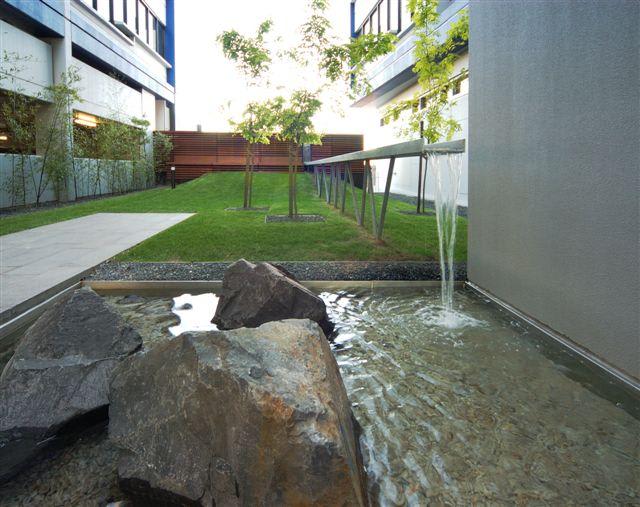 Click to view all images 1/3.02 U/O/33 Lexington Drive Bella Vista NSW 2153 - Image 3