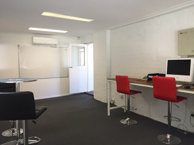 Click to view all images 23 Stafford Street Huntingdale VIC 3166 - Image 3